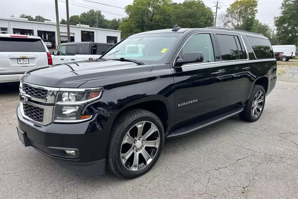 2020 Chevrolet Suburban LS photo 1