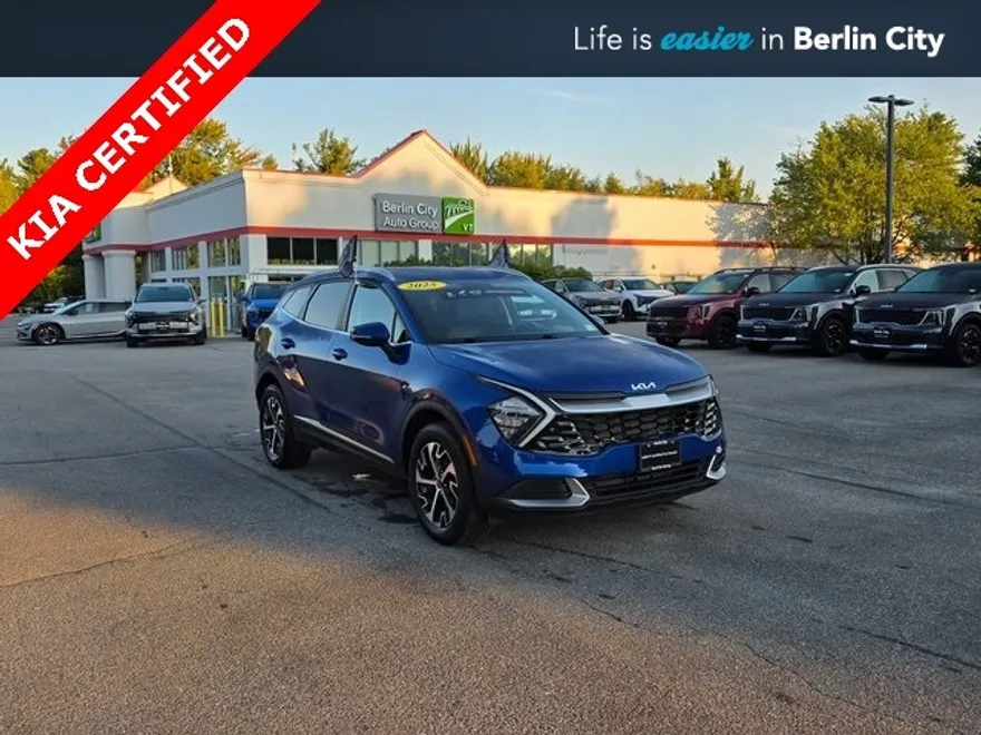 2023 Kia Sportage EX photo 1