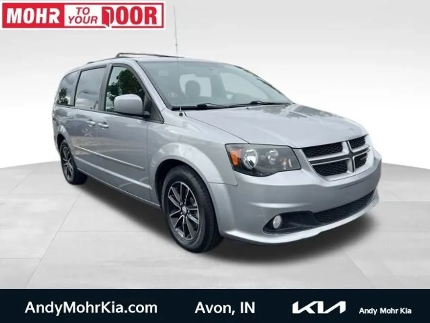 2017 Dodge Grand Caravan GT photo 1