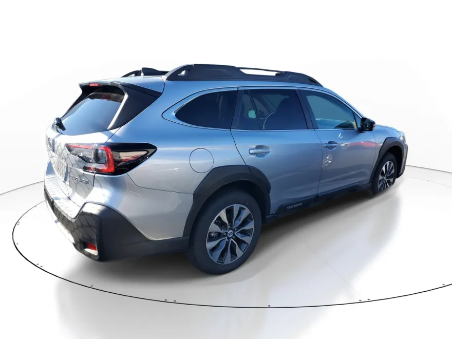 2025 Subaru Outback Limited photo 1