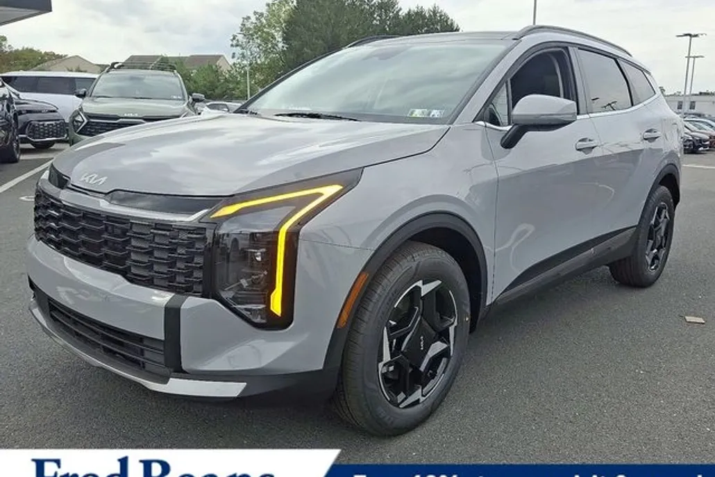 2026 Kia Sportage Hybrid EX photo 1