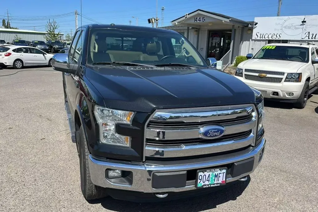 2015 Ford F-150 photo 1