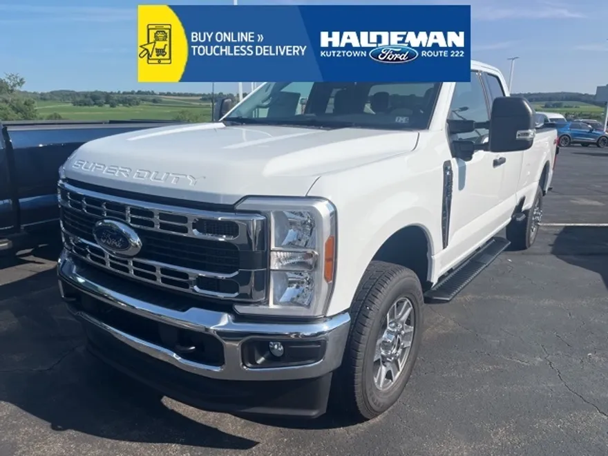 2025 Ford F-350 photo 1