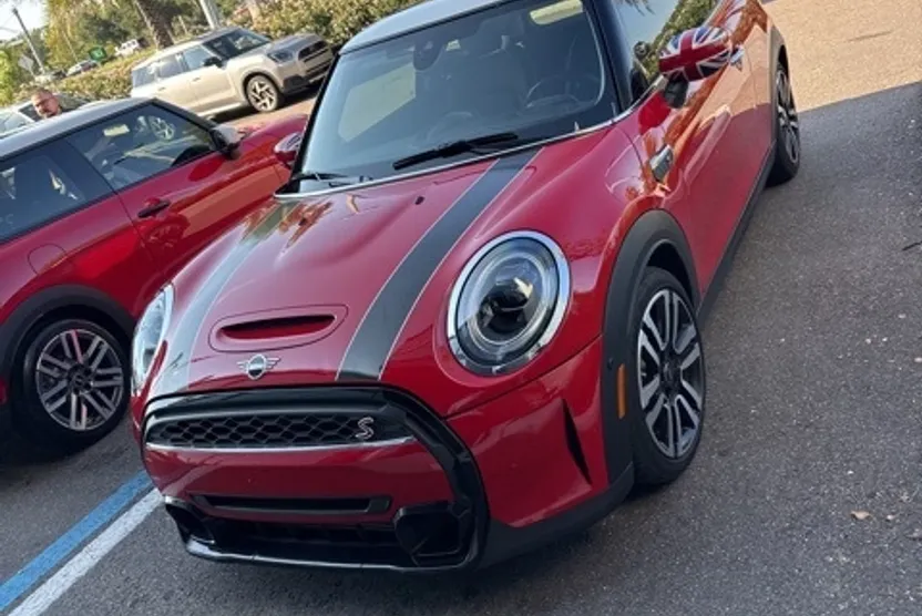 2022 Mini Cooper 2 Door Hardtop S photo 1