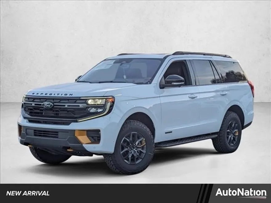 2025 Ford Expedition photo 1