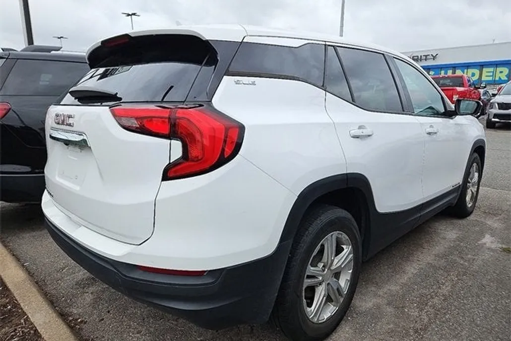 2020 Gmc Terrain SLE photo 1