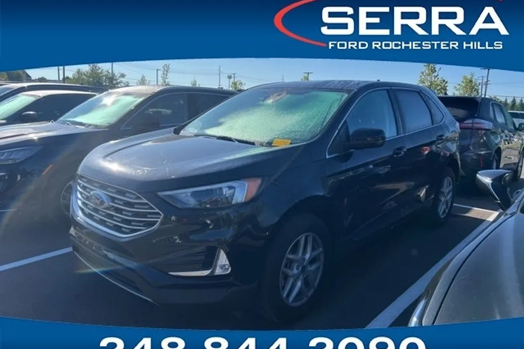 2022 Ford Edge SEL photo 1