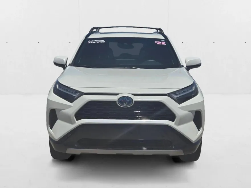 2022 Toyota RAV4 Hybrid SE photo 1