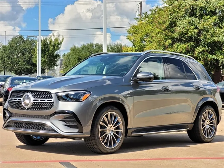 2026 Mercedes Benz GLE 450 4MATIC photo 1