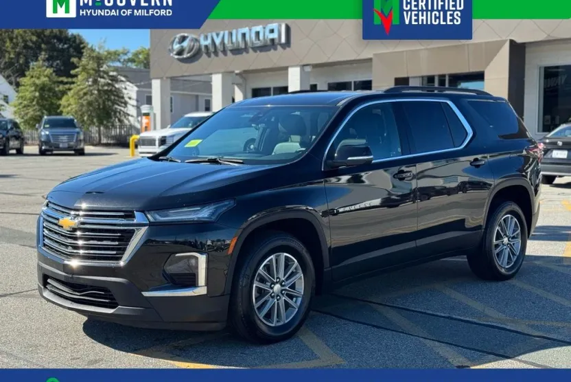 2023 Chevrolet Traverse Leather photo 1