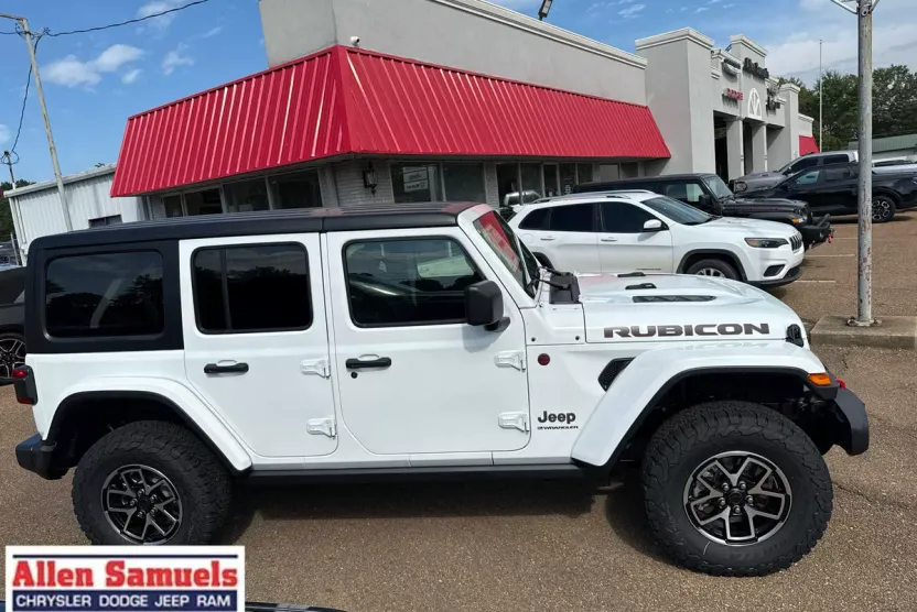2025 Jeep Wrangler Rubicon photo 1