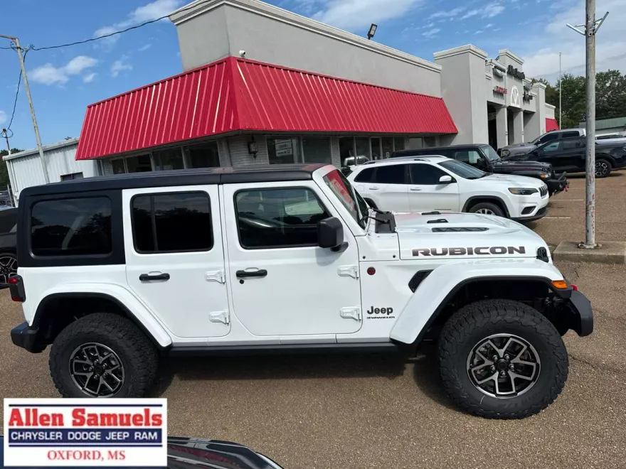 2025 Jeep Wrangler Rubicon photo 1