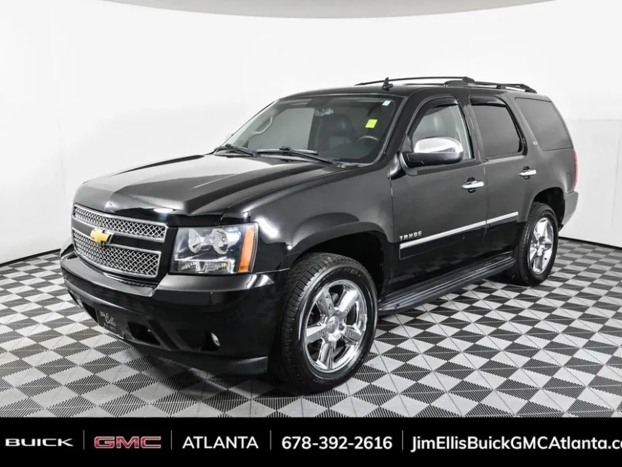 2013 Chevrolet Tahoe LTZ photo 1