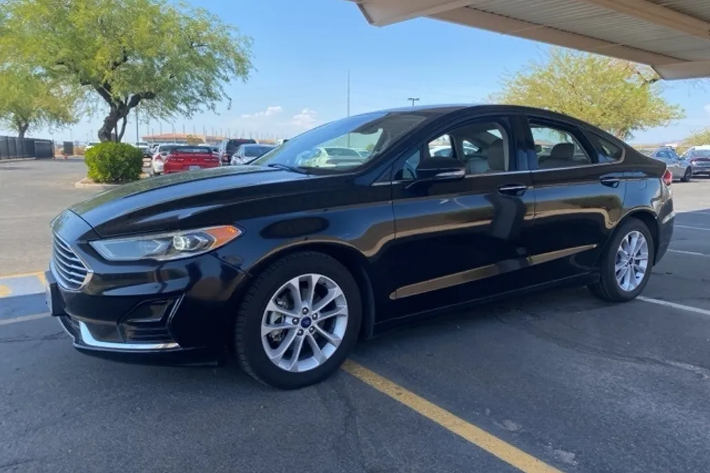 2020 Ford Fusion Hybrid SEL photo 1