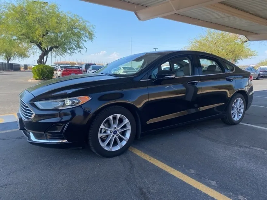 2020 Ford Fusion Hybrid SEL photo 1