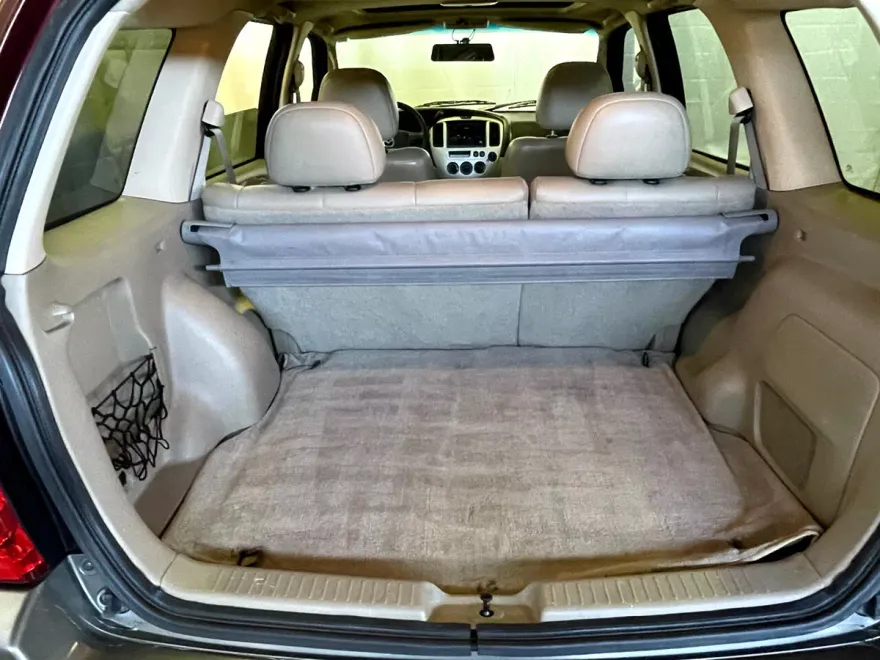 2003 Mazda Tribute ES photo 19