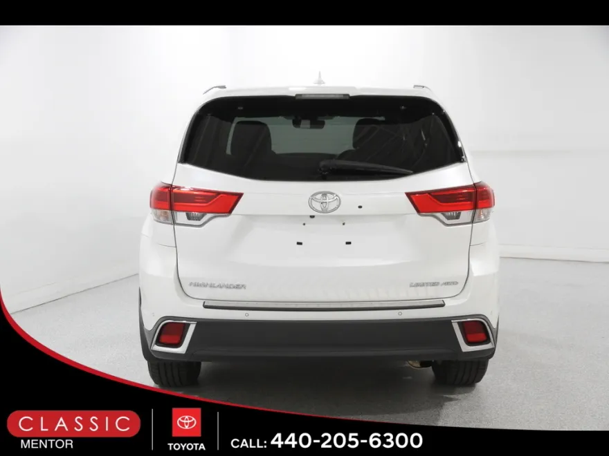2019 Toyota Highlander Limited photo 1