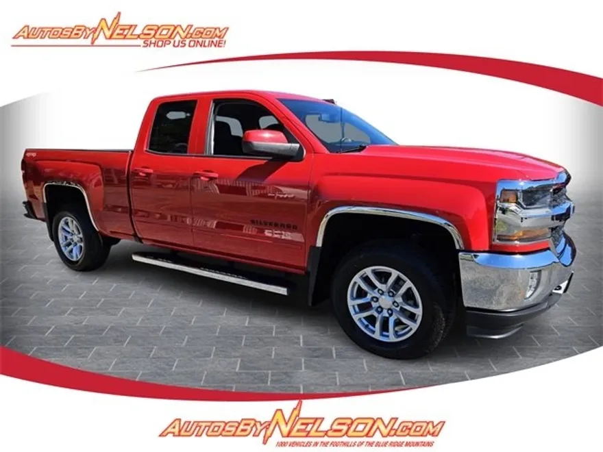 2017 Chevrolet Silverado 1500 LT photo 1