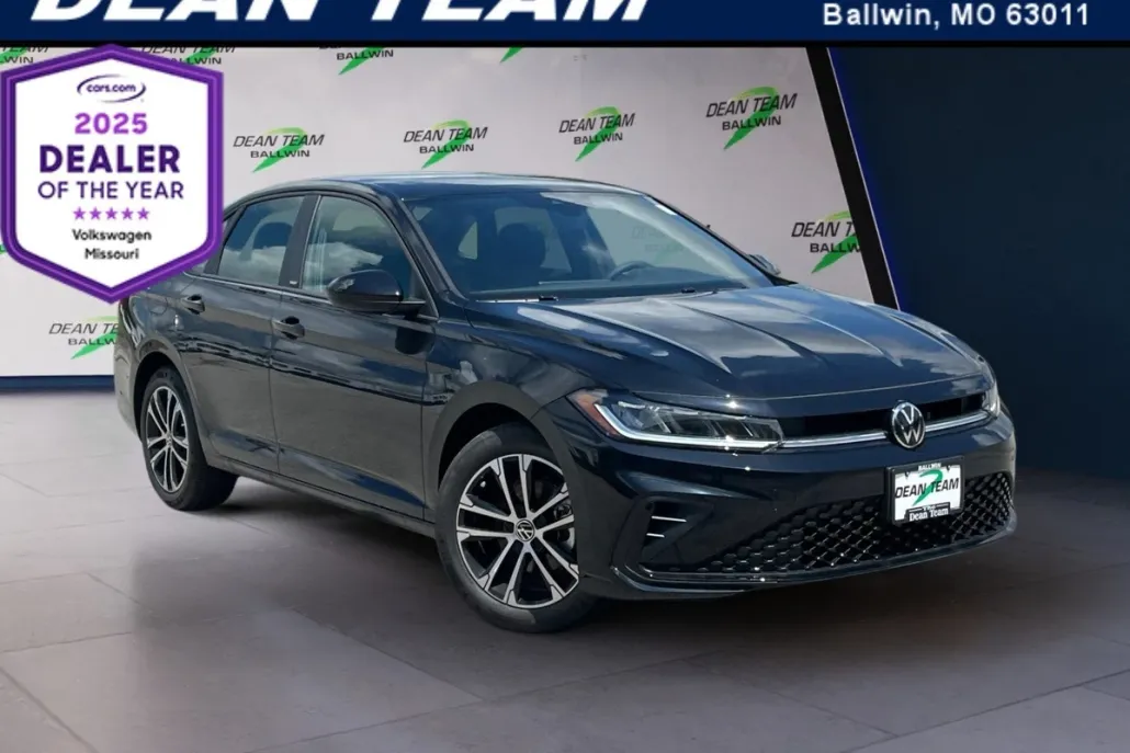 2025 Volkswagen Jetta 1.5T Sport photo 1