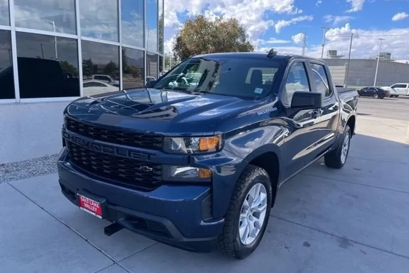 2022 Chevrolet Silverado 1500 Custom photo 1