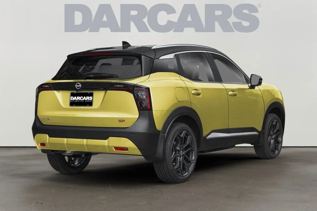 2026 Nissan Kicks SR photo 1
