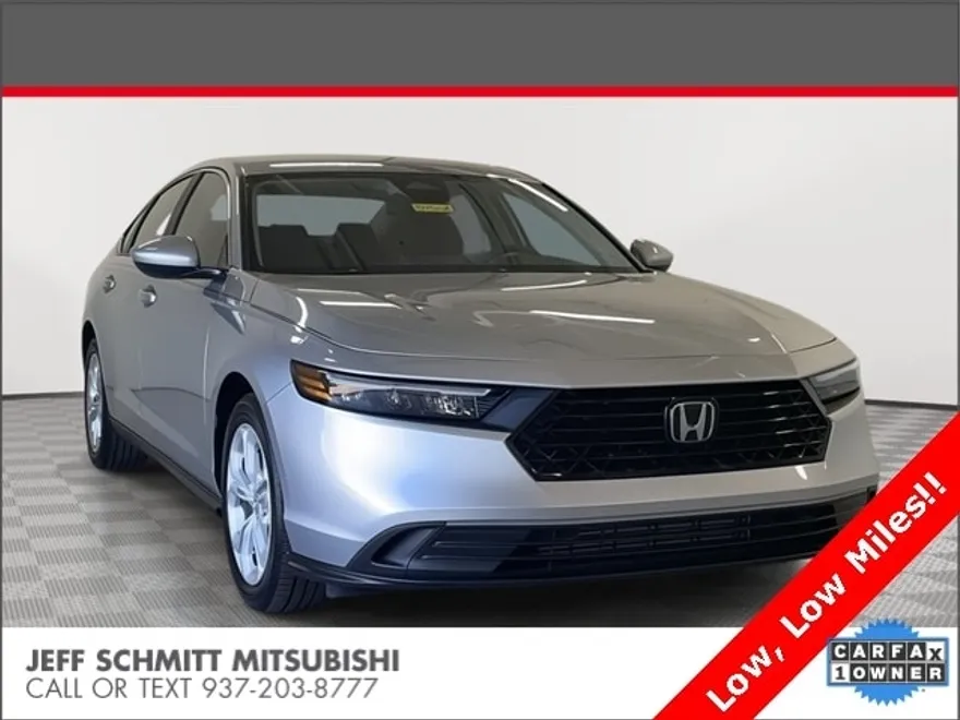 2024 Honda Accord LX photo 1