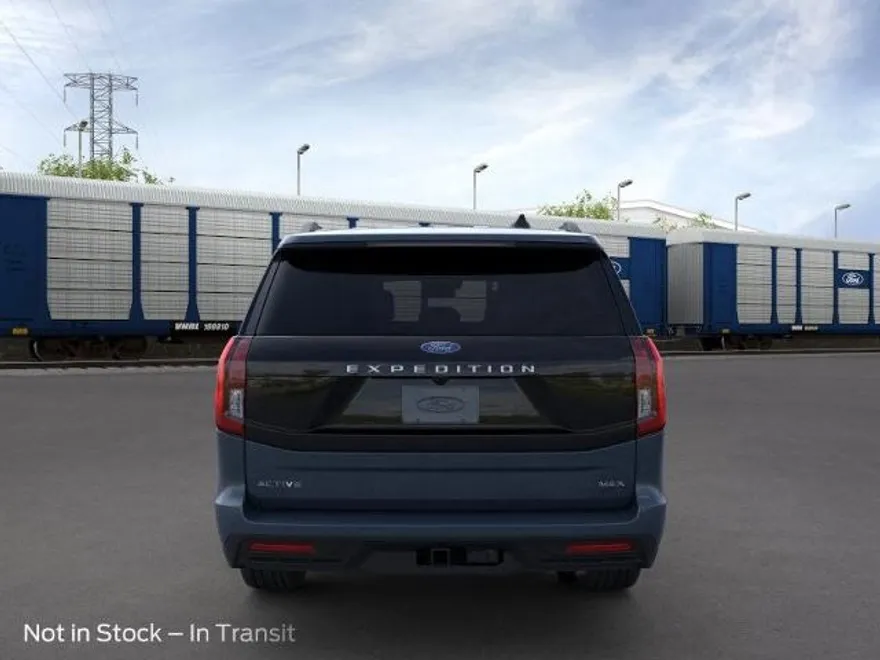 2025 Ford Expedition MAX photo 1