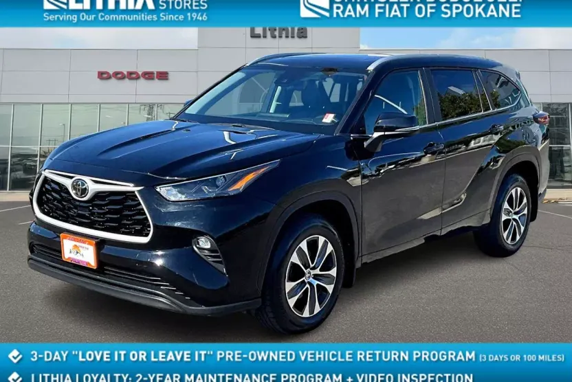 2024 Toyota Highlander XLE photo 1