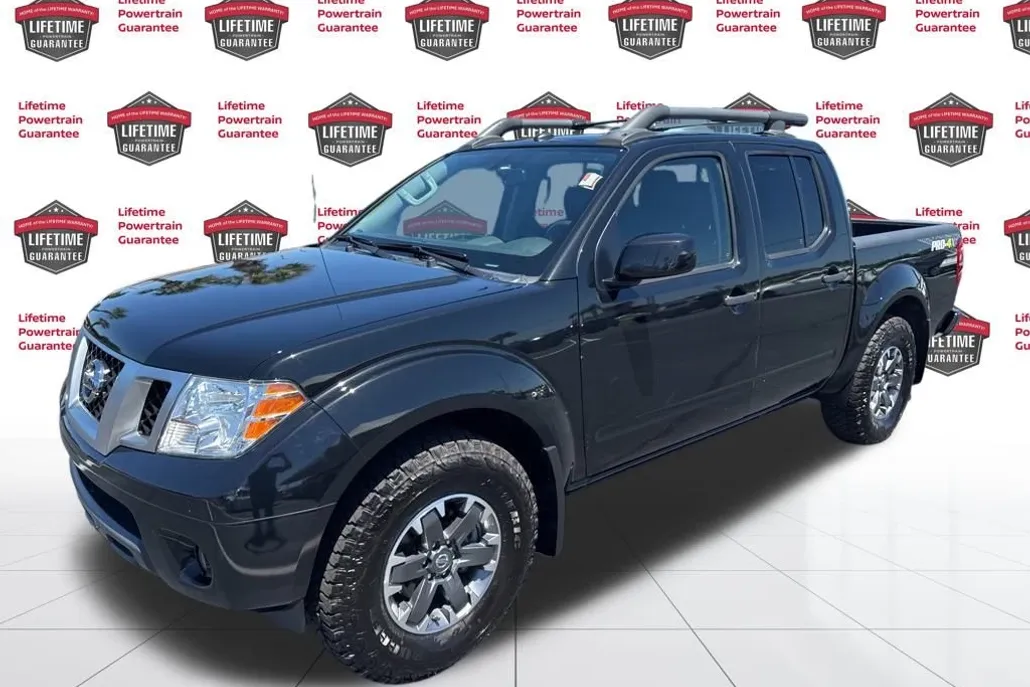 2021 Nissan Frontier PRO-4X photo 1