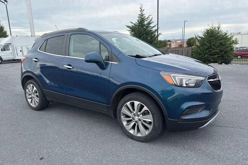2020 Buick Encore Preferred photo 1