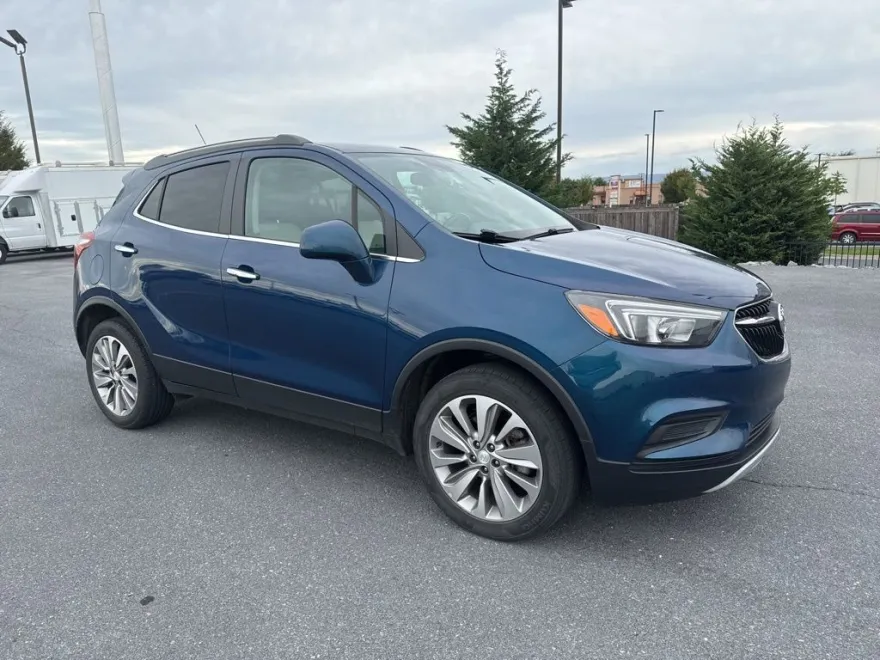 2020 Buick Encore Preferred photo 1
