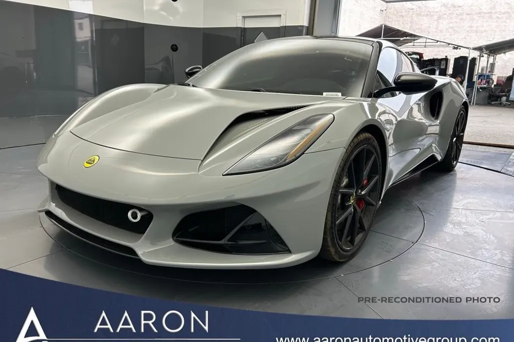 2024 Lotus Emira First Edition photo 1