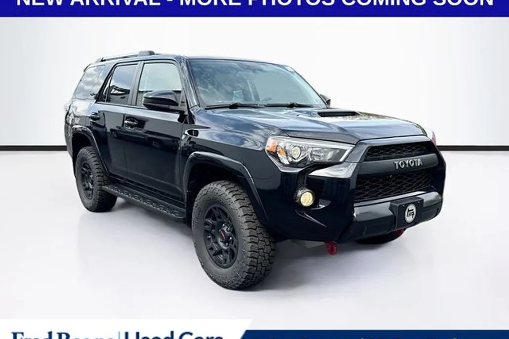2015 Toyota 4Runner TRD Pro photo 1