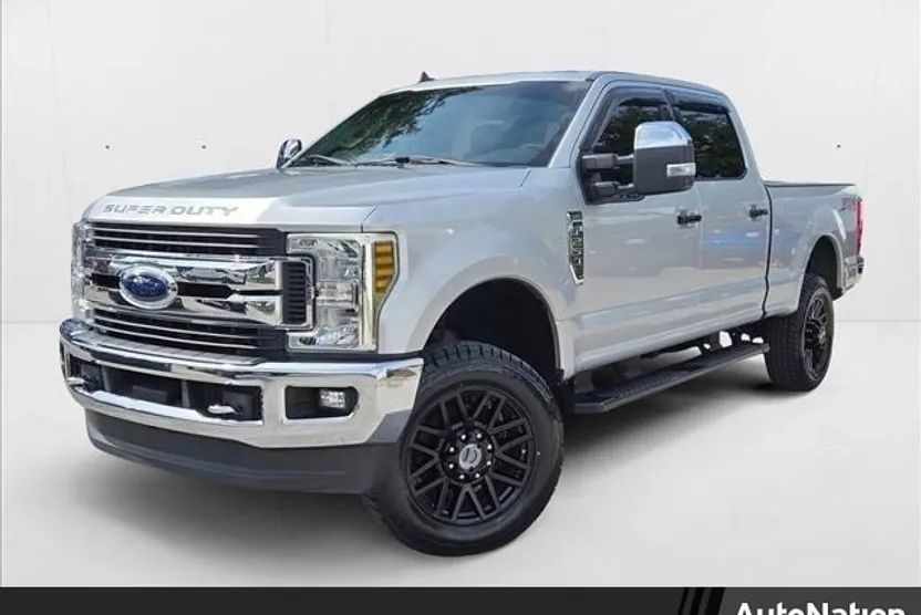 2019 Ford F-250 XLT photo 1