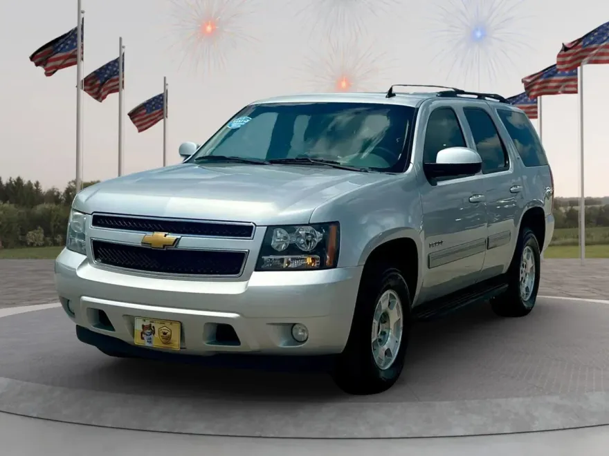 2014 Chevrolet Tahoe LT photo 1