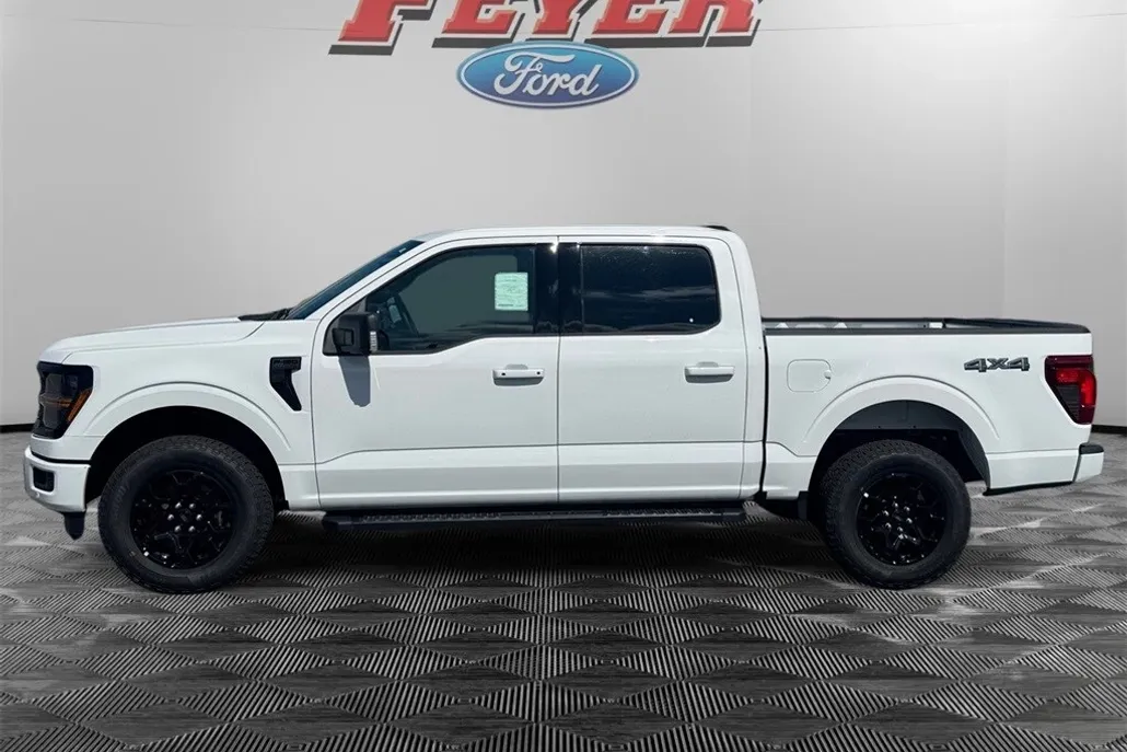 2025 Ford F-150 XLT photo 1