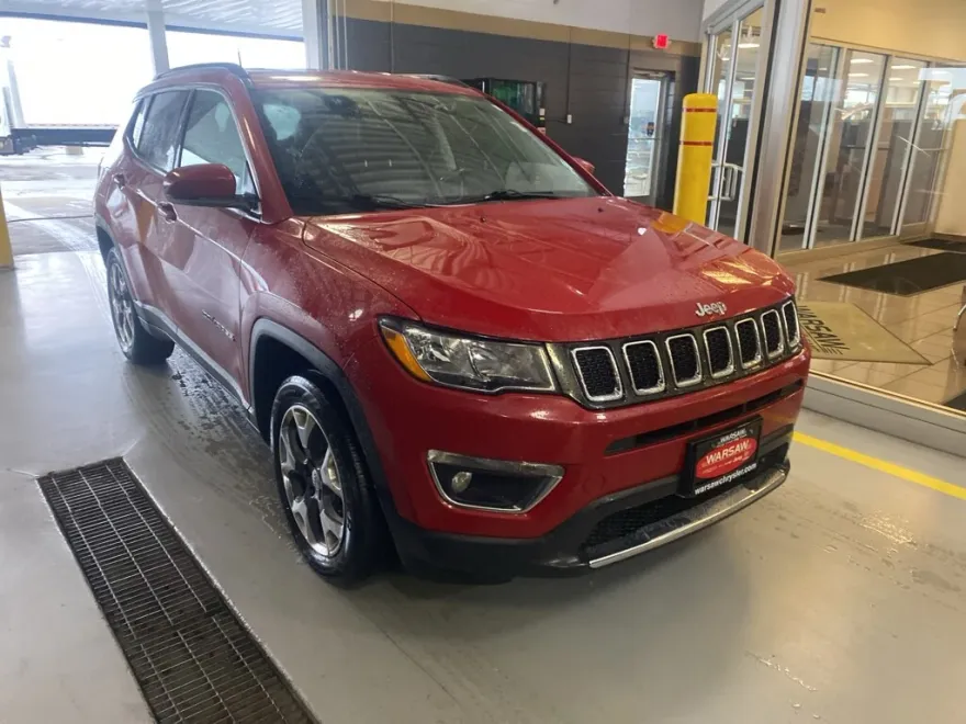 2019 Jeep Compass Limited photo 1
