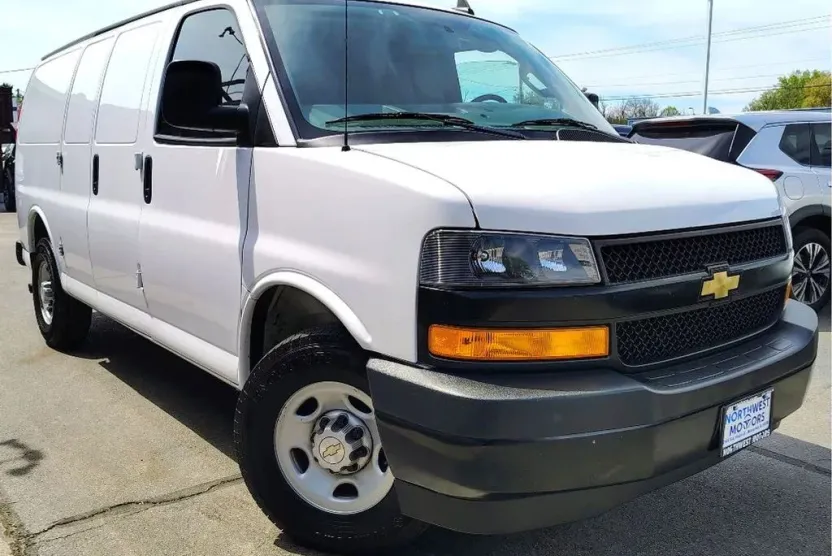 2020 Chevrolet Express 2500 Cargo Van photo 1