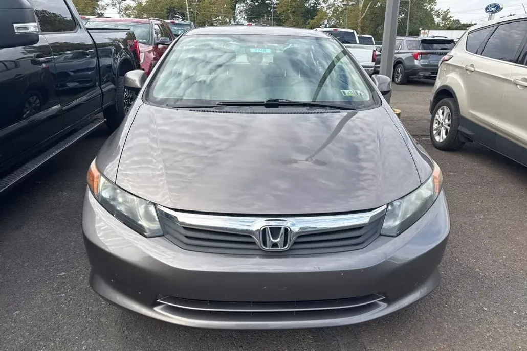 2012 Honda Civic LX photo 1