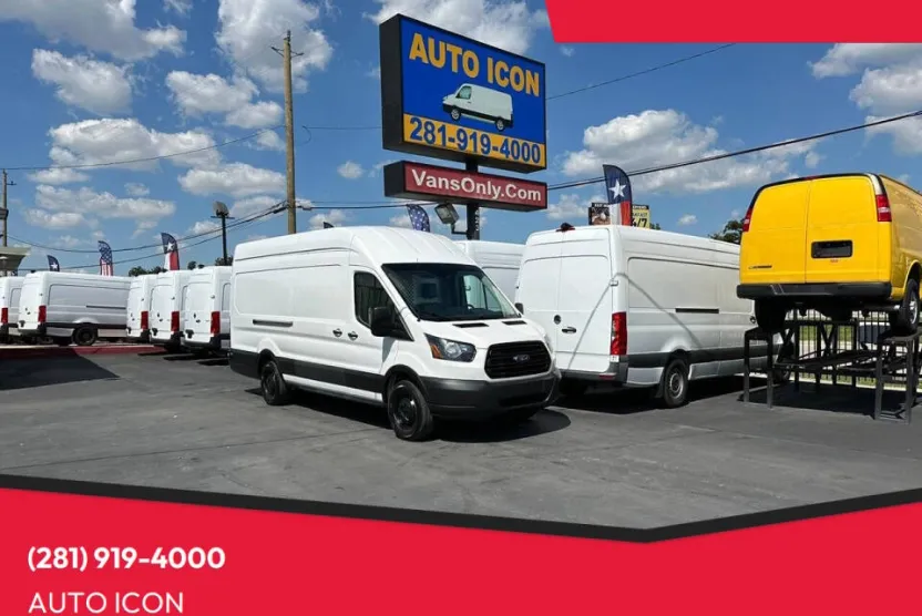 2019 Ford Transit Cargo photo 1