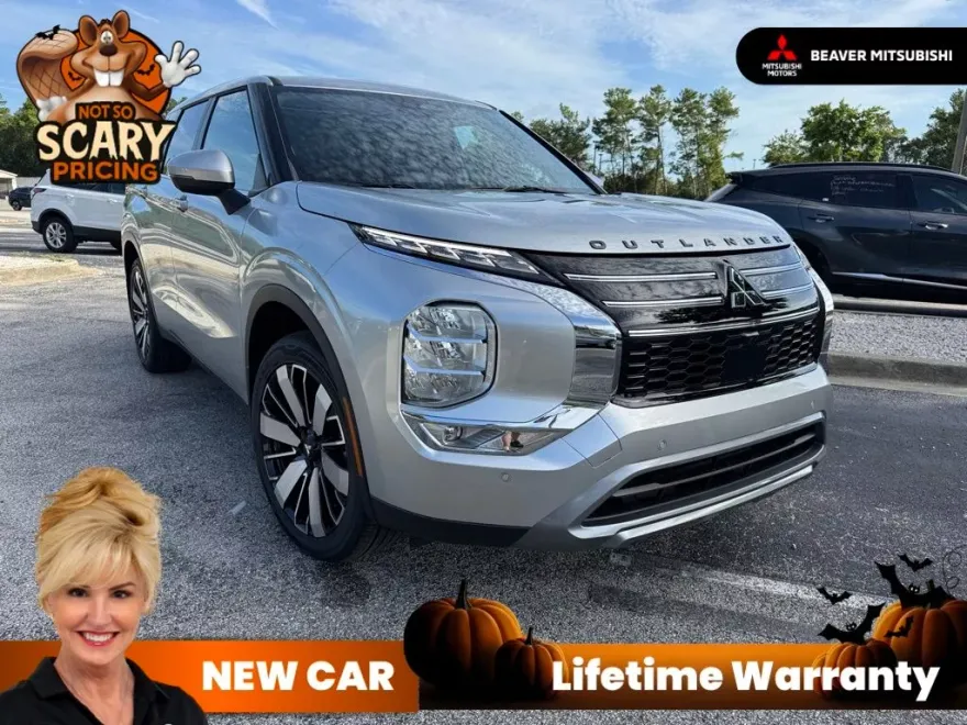 2025 Mitsubishi Outlander SE photo 1