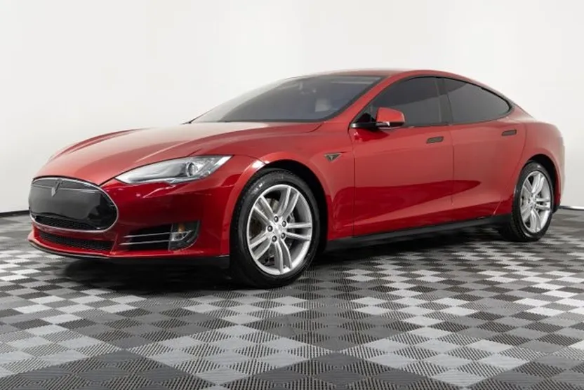 2014 Tesla Model S P85D photo 1