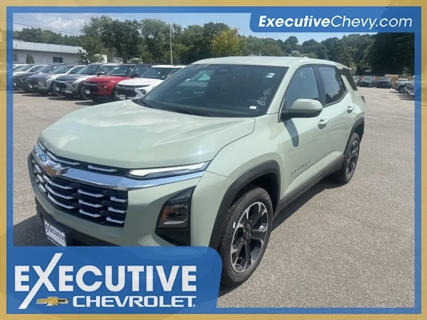 2026 Chevrolet Equinox LT photo 1