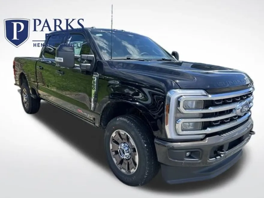 2025 Ford F-350 King Ranch photo 1