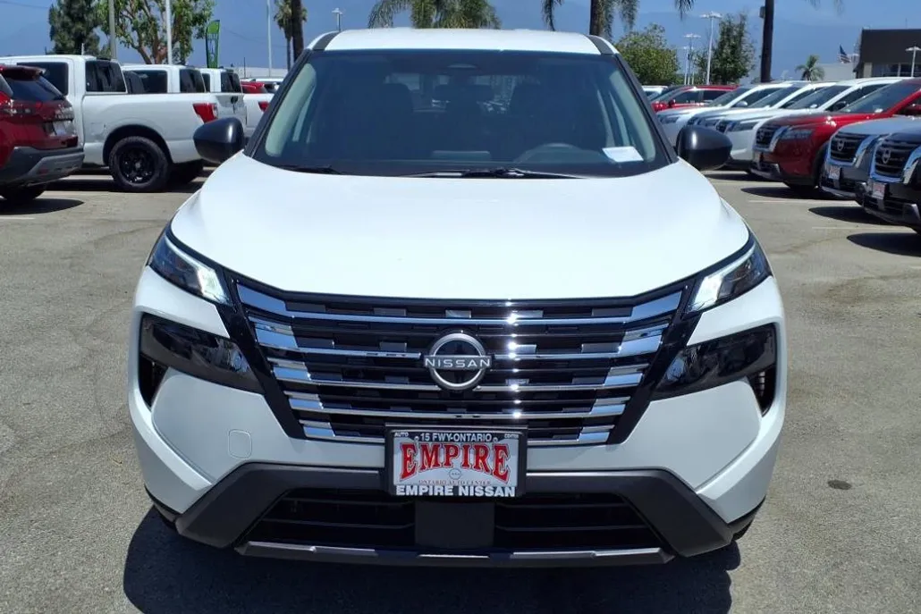 2025 Nissan Rogue S photo 1