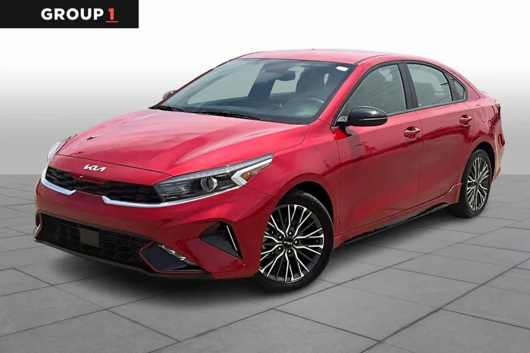 2024 Kia Forte GT-Line photo 1