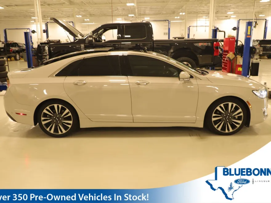 2019 Lincoln MKZ Reserve photo 1