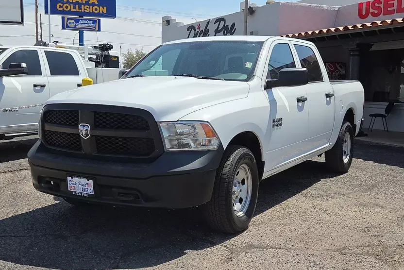 2016 Ram 1500 Tradesman photo 1
