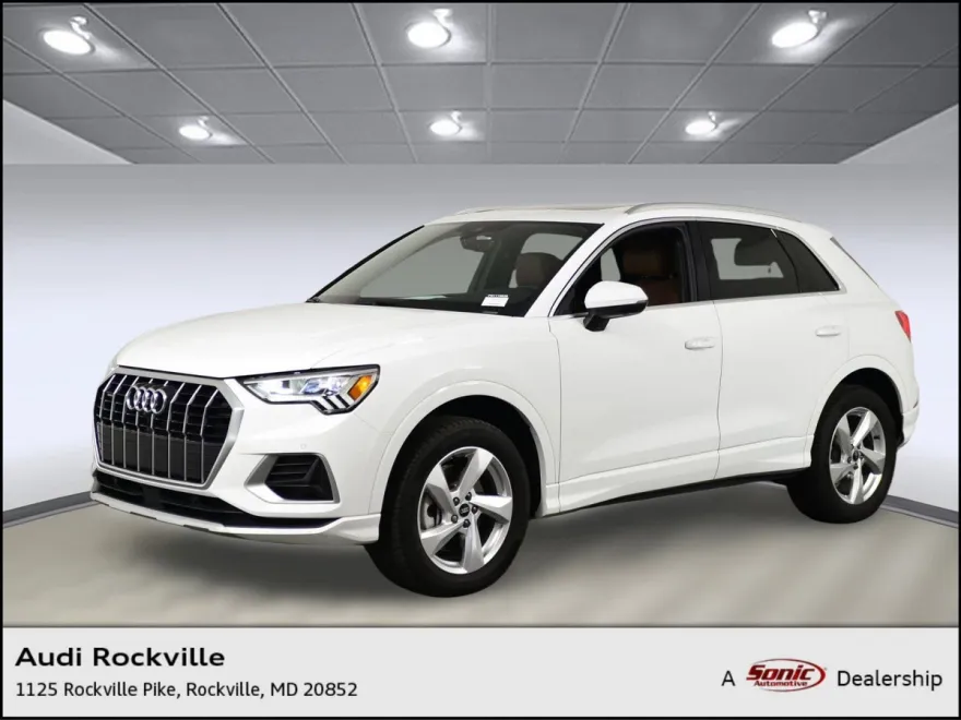 2022 Audi Q3 Premium Plus photo 1