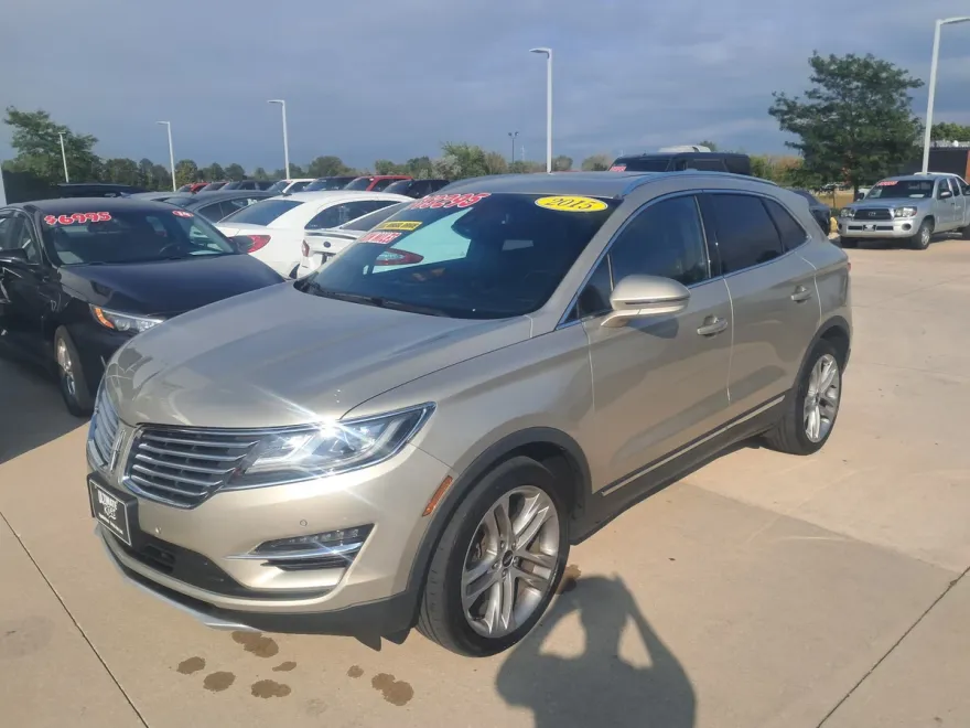 2015 Lincoln MKC Base photo 1